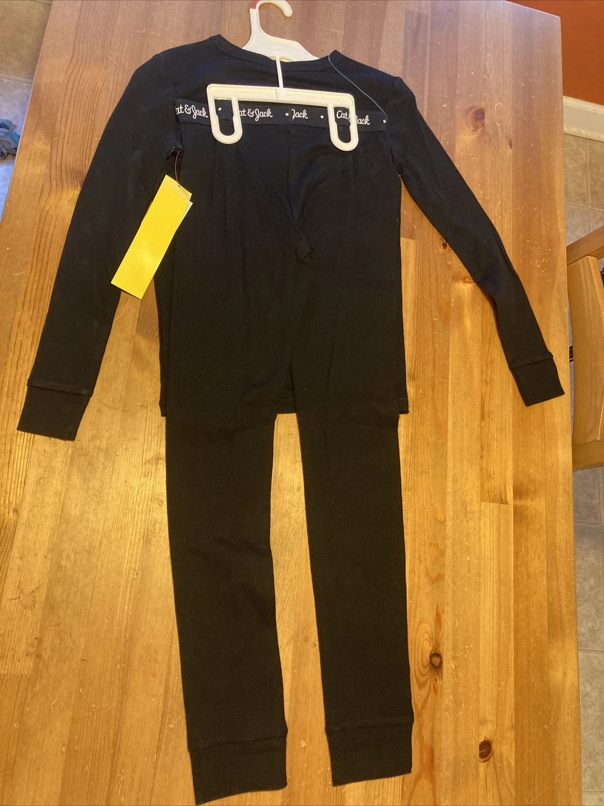 Halloween Skeleton Glow-In-The Dark Pajama Set. Kids Size 10