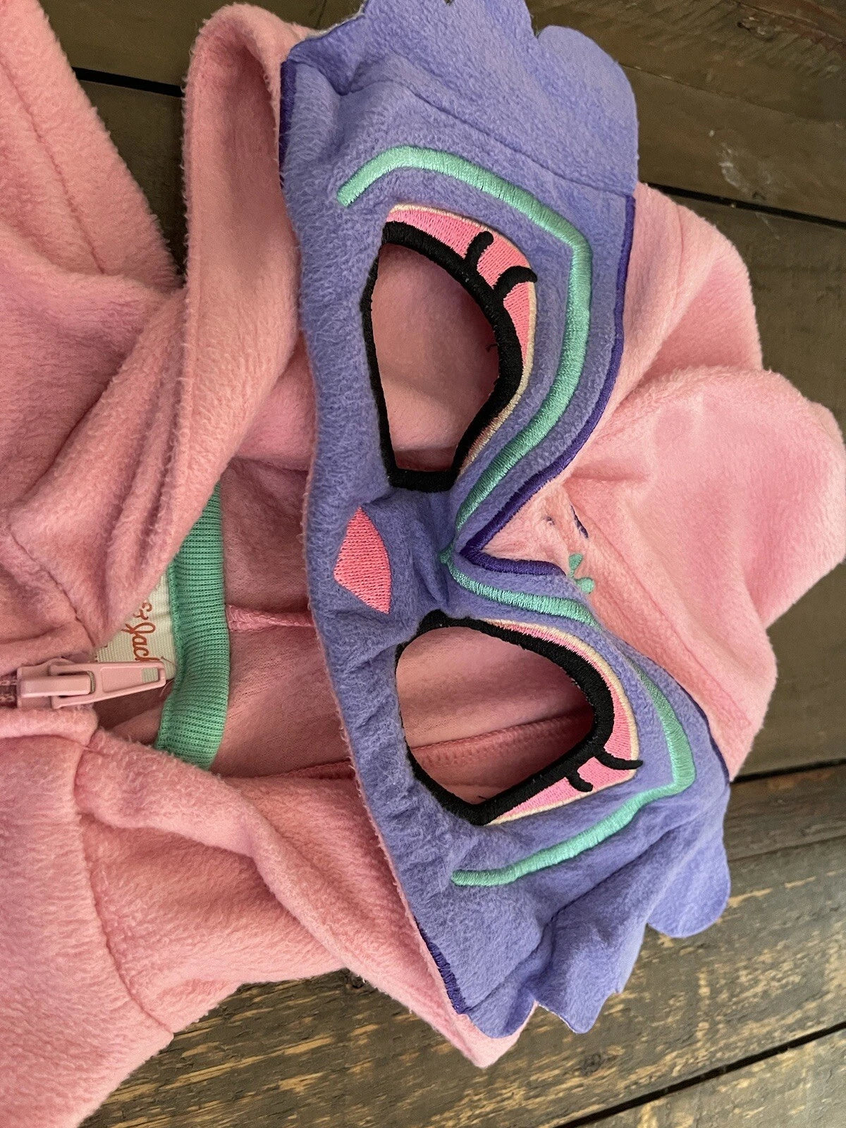 Girls Size 4-5 Pajama Set. Hoodie Zip Up PJs And 32 Heat Set A