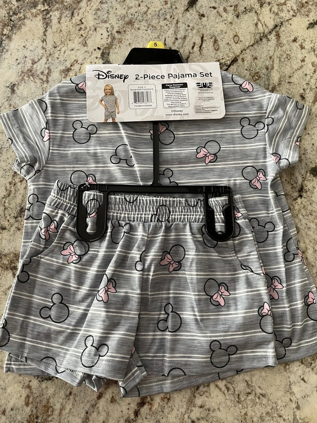 Disney Minnie Girls  Kids Pajama Set 2 Piece Set  Size 5 New