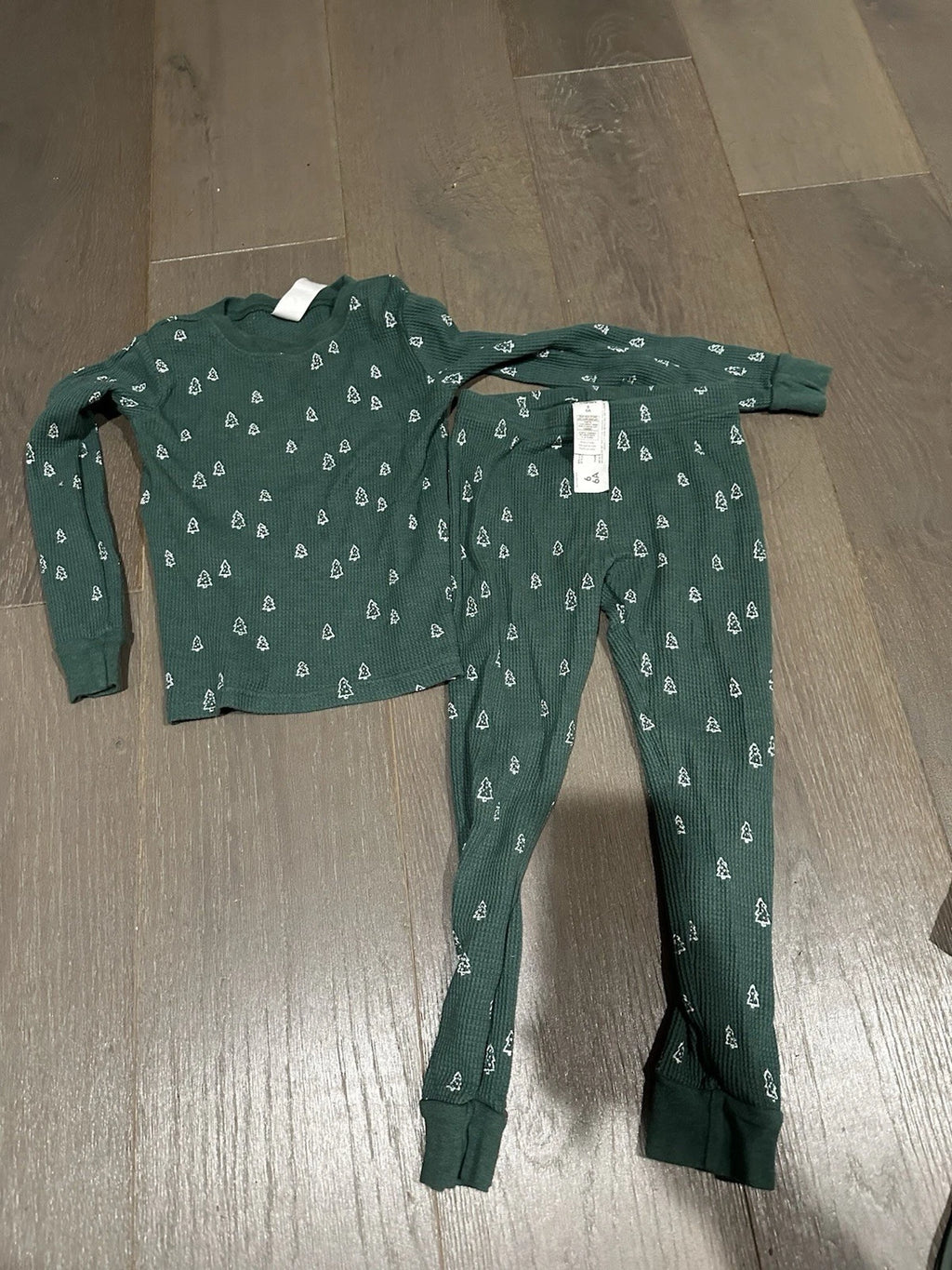 Kids Pjs Size 6