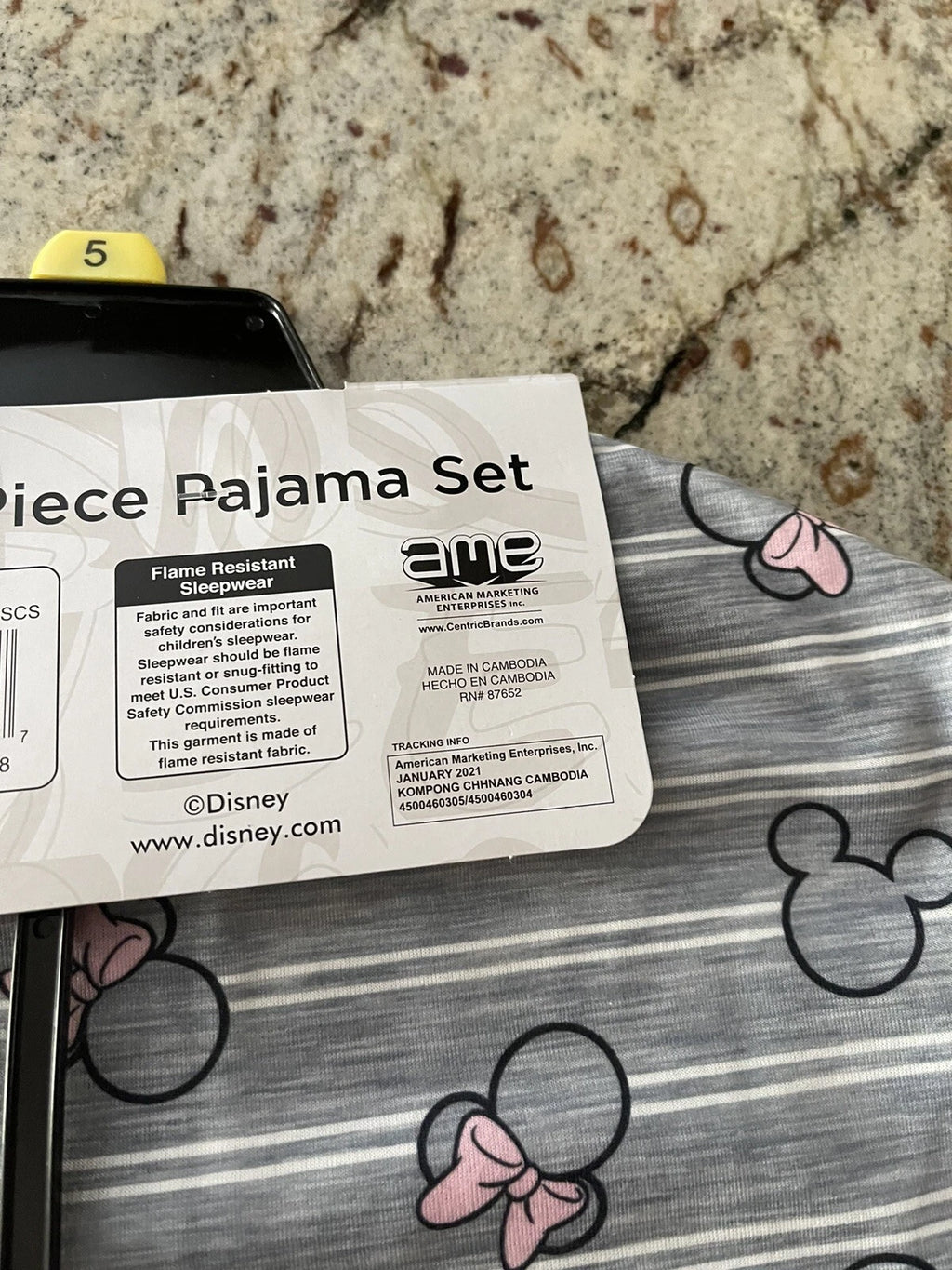 Disney Minnie Girls  Kids Pajama Set 2 Piece Set  Size 5 ~ New