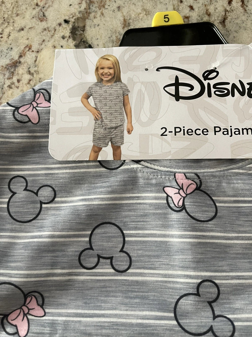 Disney Minnie Girls  Kids Pajama Set 2 Piece Set  Size 5 ~ New
