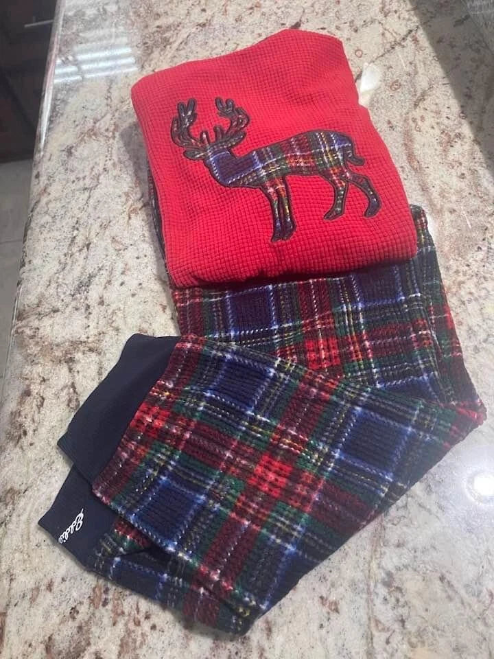 Eddie Bauer Holiday  Reindeer  Boy Or Girl Red Plaid Pajama  Set Size 10 New