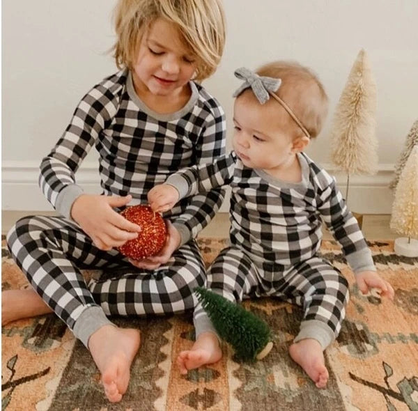 Honest Co Youth Size 6 YR 2-Piece Black Buffalo Check Organic Cotton Pajama Set