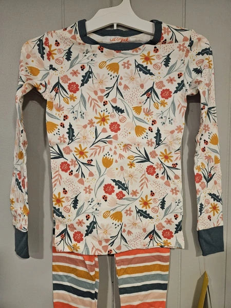 Cat & Jack 2pc Girl's Flower and Stripes Pajama Set Size 8 NWT 2E206